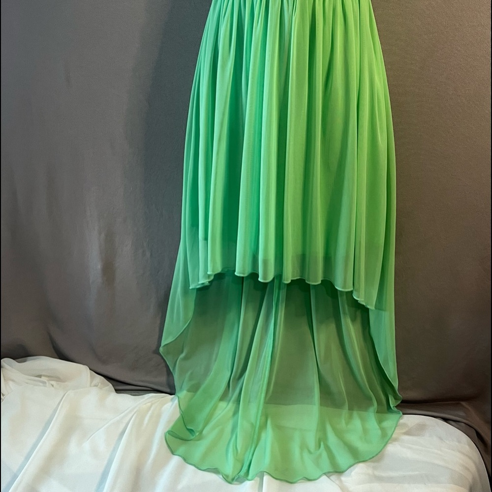 High Low Dress - Picture 4 of 15